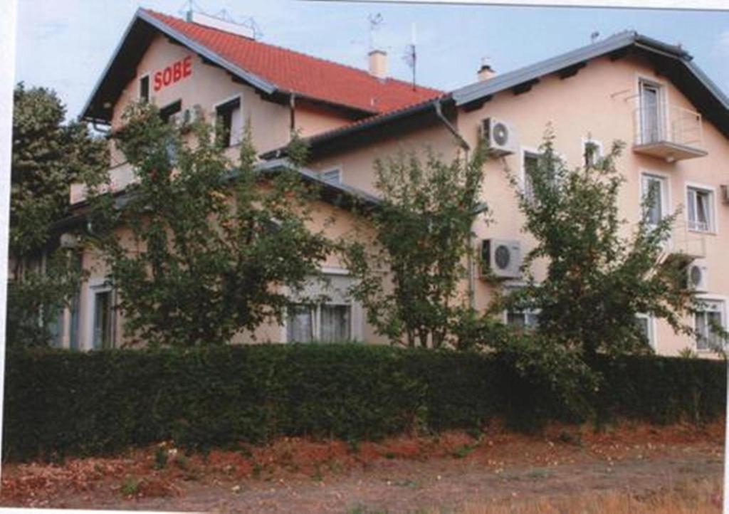 B&B Ljubicevski Raj Požarevac Εξωτερικό φωτογραφία